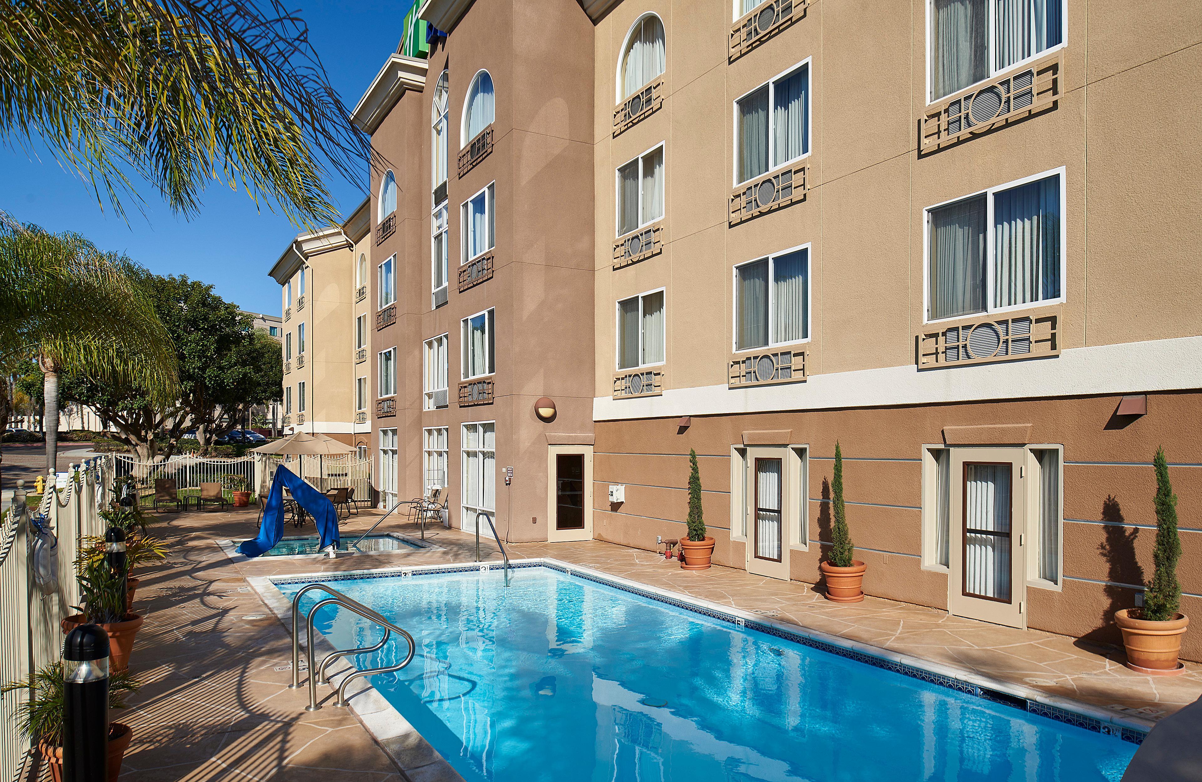 Holiday Inn Express San Diego - Sorrento Valley By Ihg Exterior foto